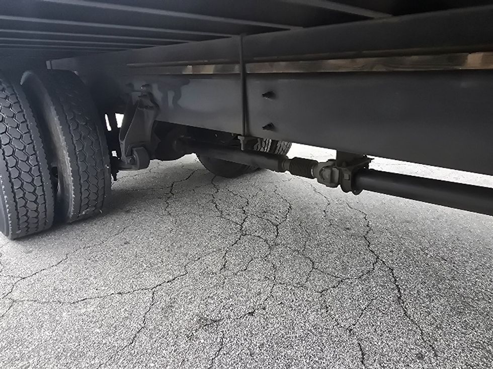 Medium Duty Box Truck-Light and Medium Duty Trucks-International-2020-MV607-Newnan-GA-215,190\n\t\tmiles-$ 42,500 - Image 14