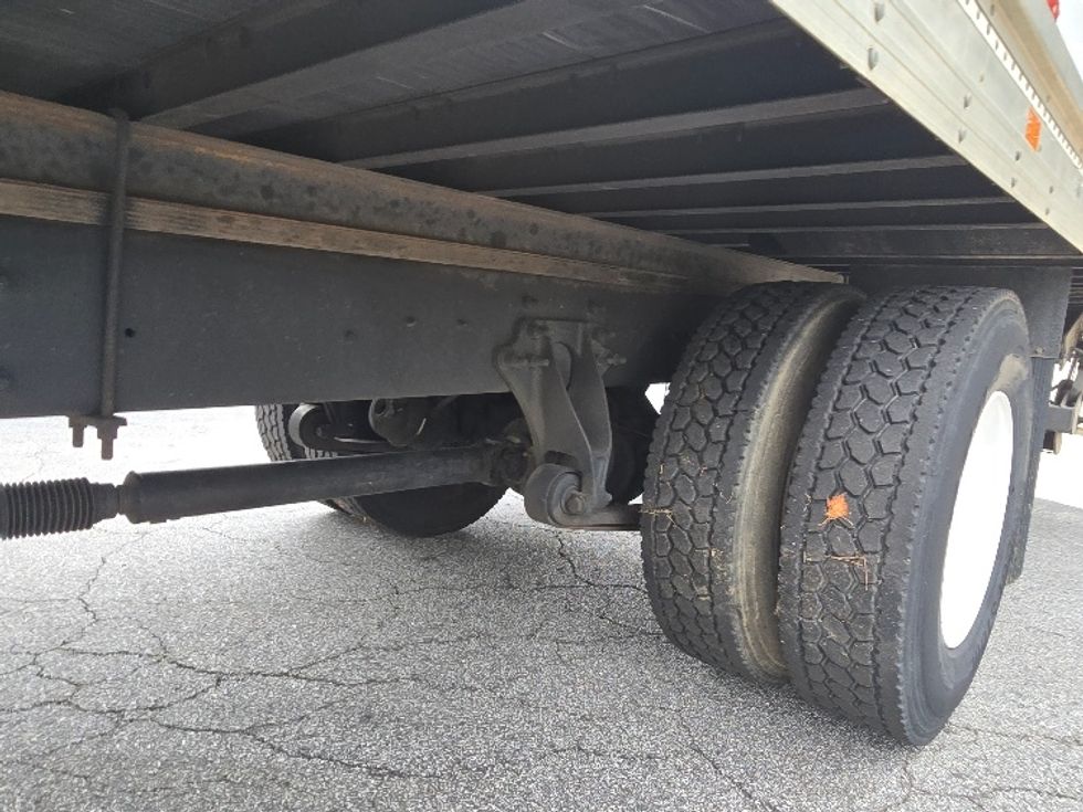 Medium Duty Box Truck-Light and Medium Duty Trucks-International-2020-MV607-Newnan-GA-215,190\n\t\tmiles-$ 42,500 - Image 5