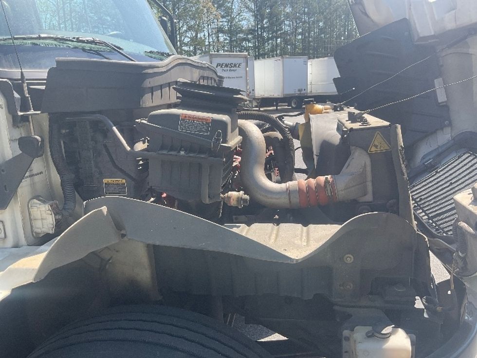 Medium Duty Box Truck-Light and Medium Duty Trucks-International-2020-MV607-Norcross-GA-163,630\n\t\tmiles-$ 59,250 - Image 23