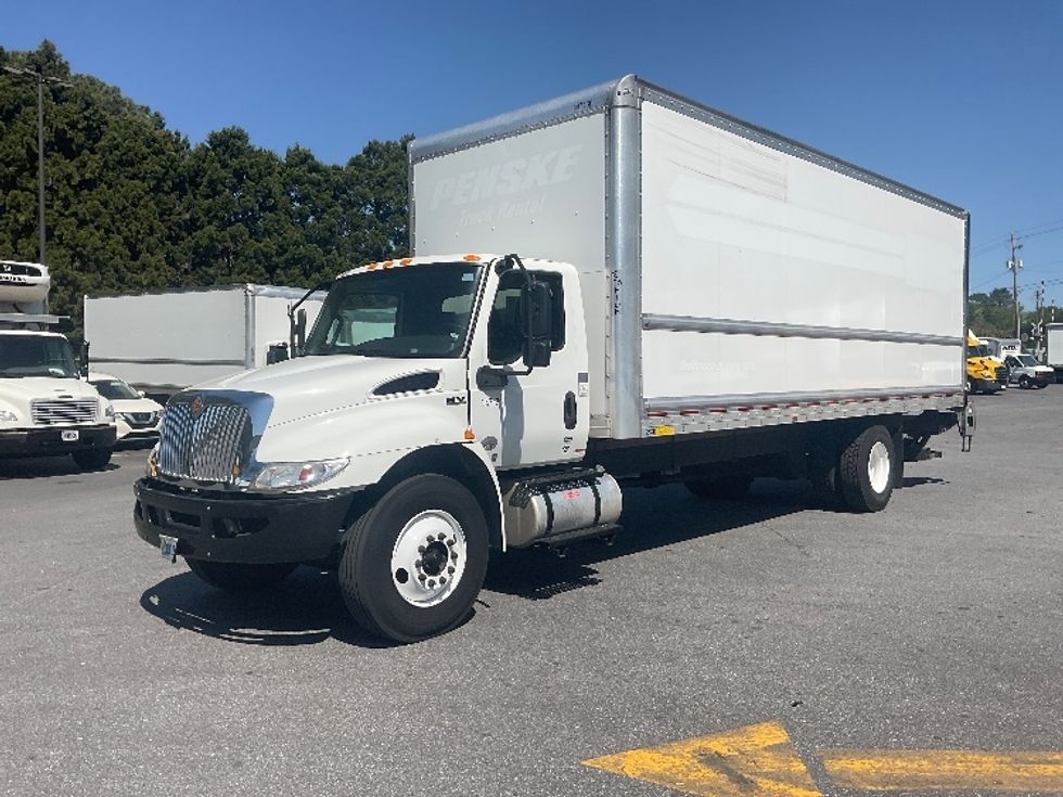 Medium Duty Box Truck-Light and Medium Duty Trucks-International-2020-MV607-Norcross-GA-163,630\n\t\tmiles-$ 59,250 - Image 3