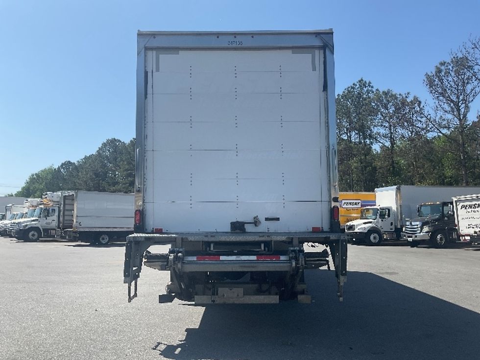 Medium Duty Box Truck-Light and Medium Duty Trucks-International-2020-MV607-Norcross-GA-163,630\n\t\tmiles-$ 59,250 - Image 7