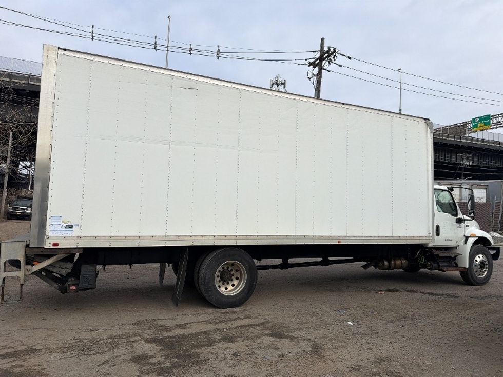 Medium Duty Box Truck-Light and Medium Duty Trucks-International-2020-MV607-North Bergen-NJ-191,000\n\t\tmiles-$ 45,500 - Image 14