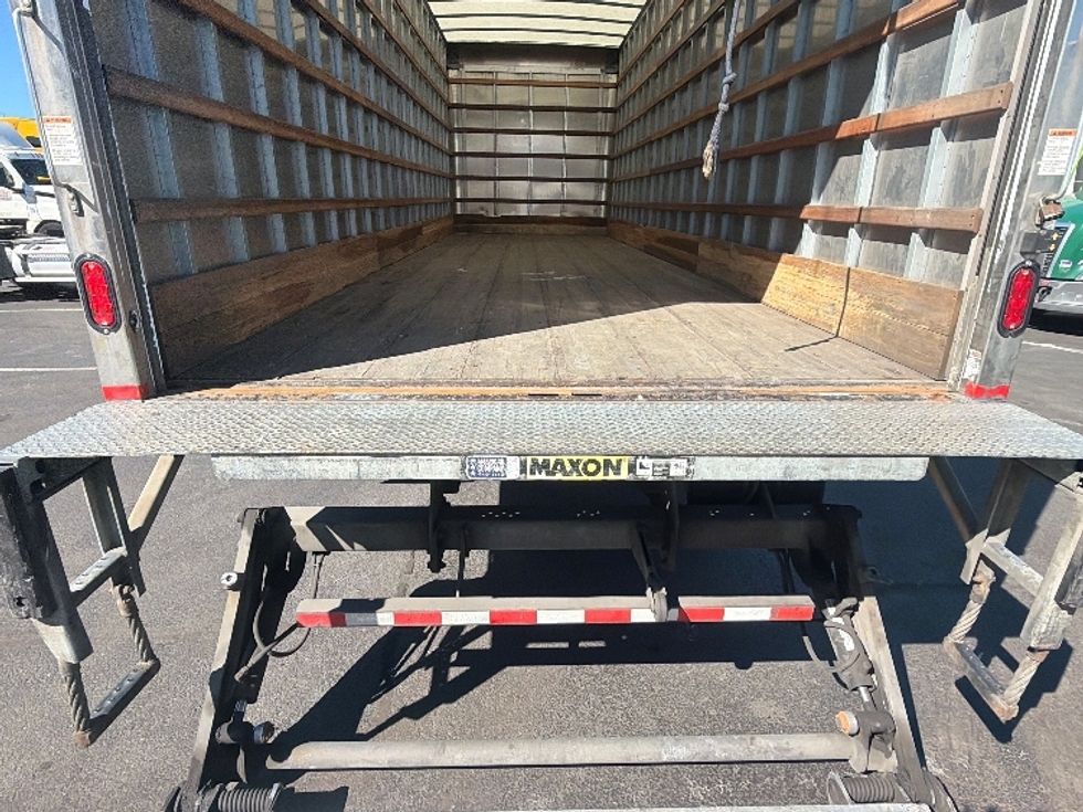 Medium Duty Box Truck-Light and Medium Duty Trucks-International-2020-MV607-North Bergen-NJ-312,757\n\t\tmiles-$ 26,500 - Image 10