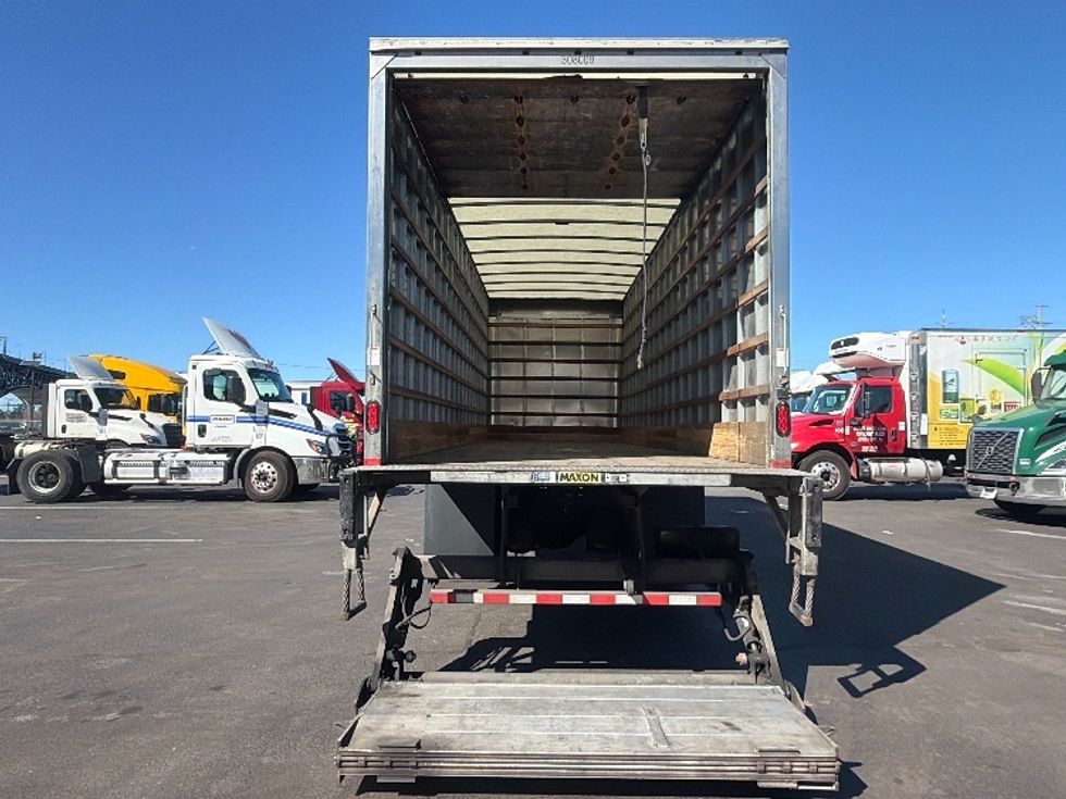 Medium Duty Box Truck-Light and Medium Duty Trucks-International-2020-MV607-North Bergen-NJ-312,757\n\t\tmiles-$ 26,500 - Image 9