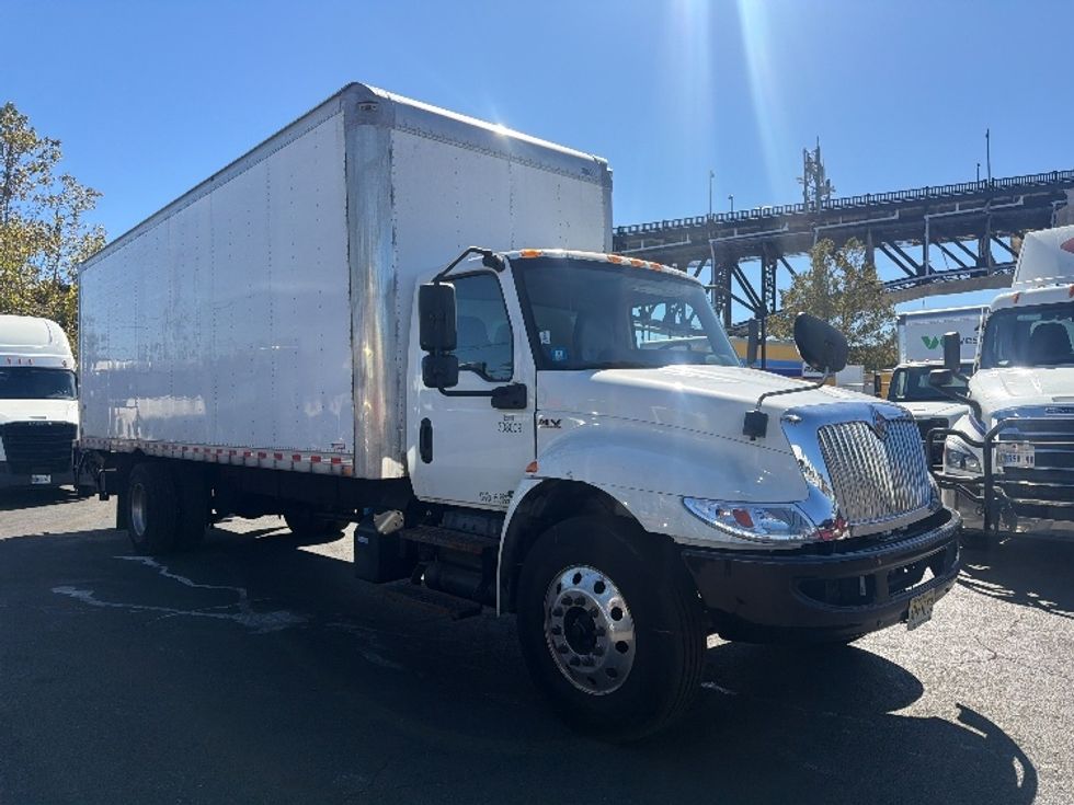 Medium Duty Box Truck-Light and Medium Duty Trucks-International-2020-MV607-North Bergen-NJ-312,757\n\t\tmiles-$ 26,500 - Image 3