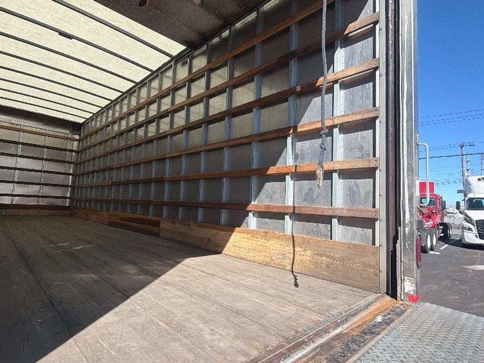 Medium Duty Box Truck-Light and Medium Duty Trucks-International-2020-MV607-North Bergen-NJ-312,757\n\t\tmiles-$ 26,500 - Image 11
