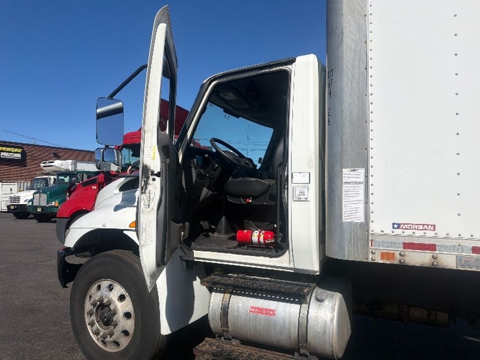 Medium Duty Box Truck-Light and Medium Duty Trucks-International-2020-MV607-North Bergen-NJ-312,757\n\t\tmiles-$ 26,500 - Image 16