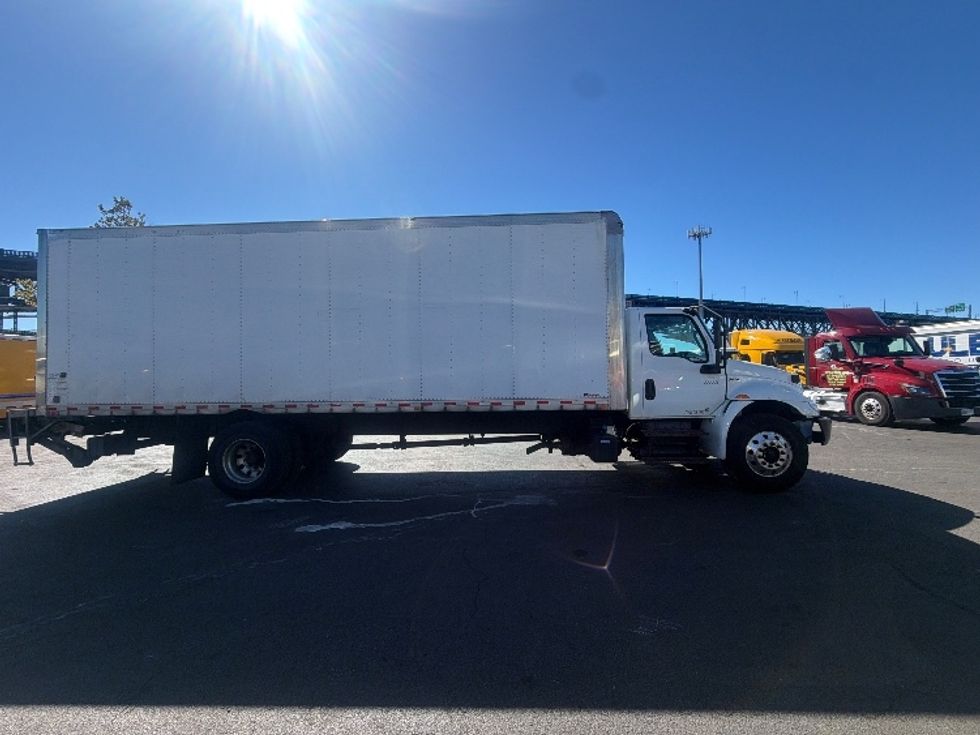 Medium Duty Box Truck-Light and Medium Duty Trucks-International-2020-MV607-North Bergen-NJ-312,757\n\t\tmiles-$ 26,500 - Image 15