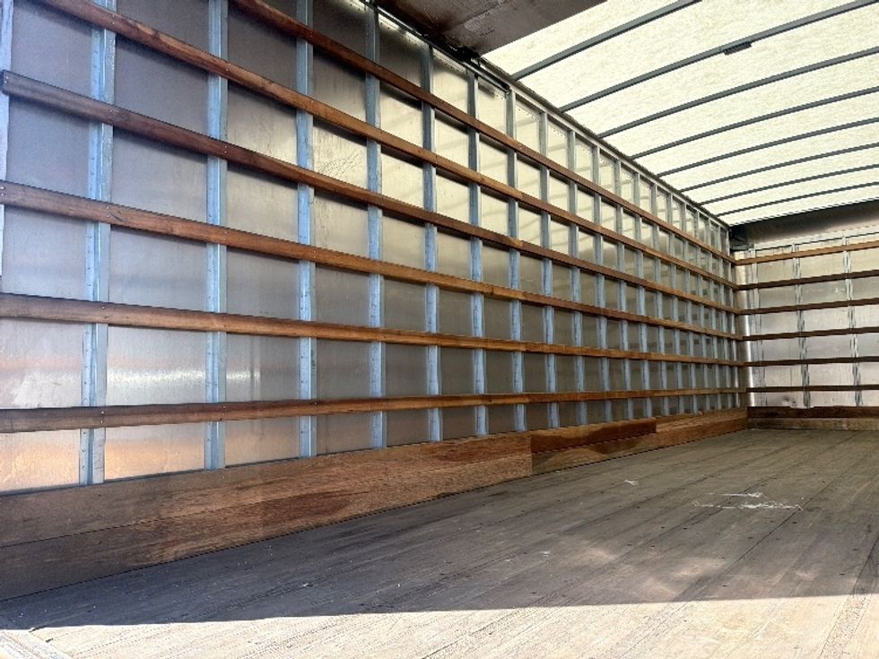 Medium Duty Box Truck-Light and Medium Duty Trucks-International-2020-MV607-North Bergen-NJ-312,757\n\t\tmiles-$ 26,500 - Image 12