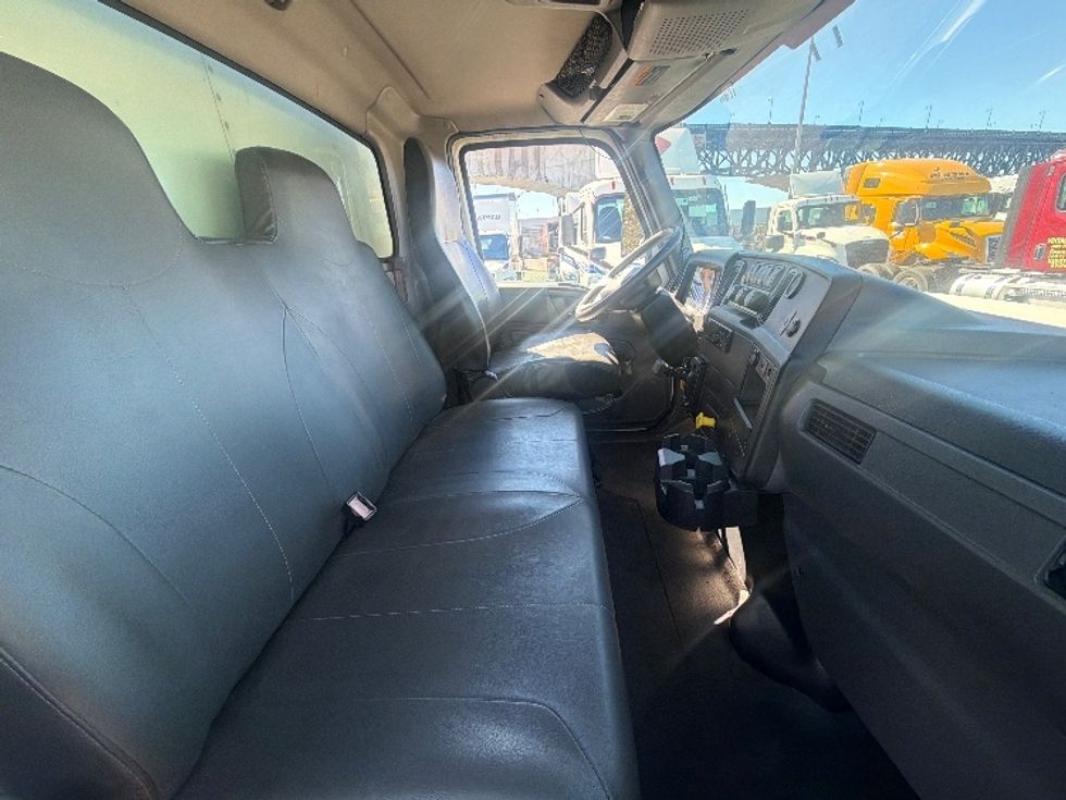 Medium Duty Box Truck-Light and Medium Duty Trucks-International-2020-MV607-North Bergen-NJ-312,757\n\t\tmiles-$ 26,500 - Image 19