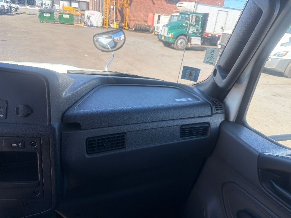 Medium Duty Box Truck-Light and Medium Duty Trucks-International-2020-MV607-North Bergen-NJ-312,757\n\t\tmiles-$ 26,500 - Image 21