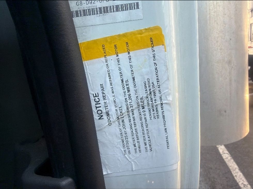 Medium Duty Box Truck-Light and Medium Duty Trucks-International-2020-MV607-North Bergen-NJ-312,757\n\t\tmiles-$ 26,500 - Image 25