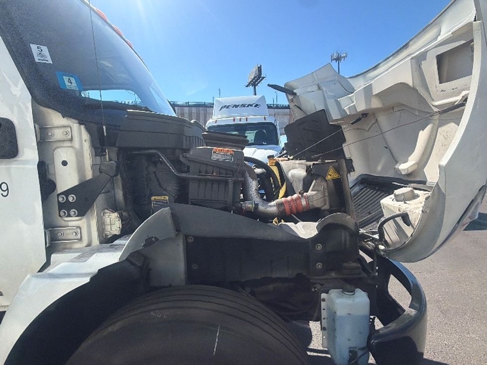 Medium Duty Box Truck-Light and Medium Duty Trucks-International-2020-MV607-North Bergen-NJ-312,757\n\t\tmiles-$ 26,500 - Image 24