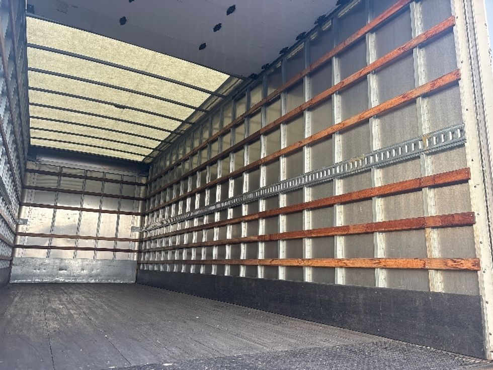 Medium Duty Box Truck-Light and Medium Duty Trucks-International-2020-MV607-North Bergen-NJ-60,788\n\t\tmiles-$ 56,750 - Image 12