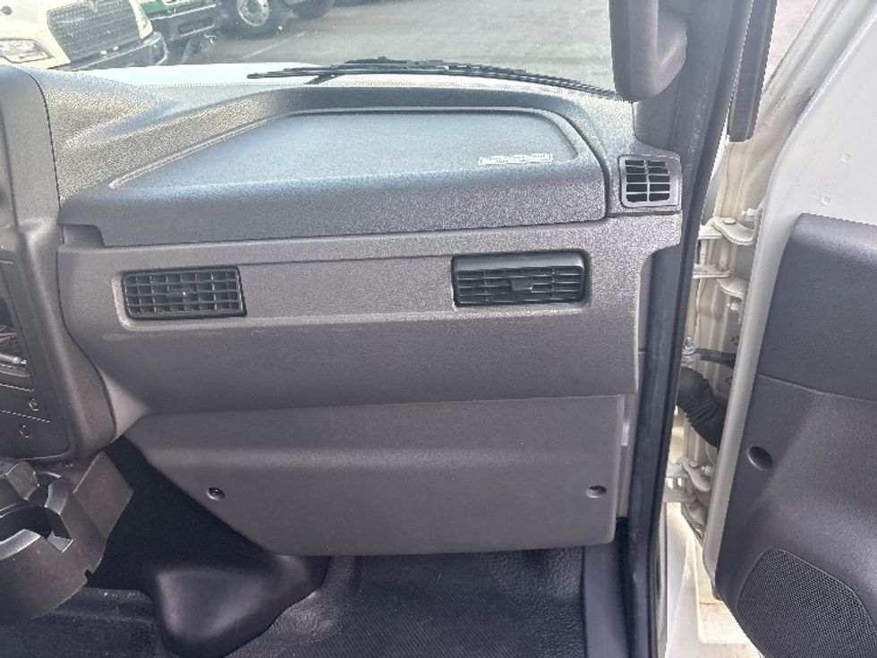 Medium Duty Box Truck-Light and Medium Duty Trucks-International-2020-MV607-North Bergen-NJ-60,788\n\t\tmiles-$ 56,750 - Image 21