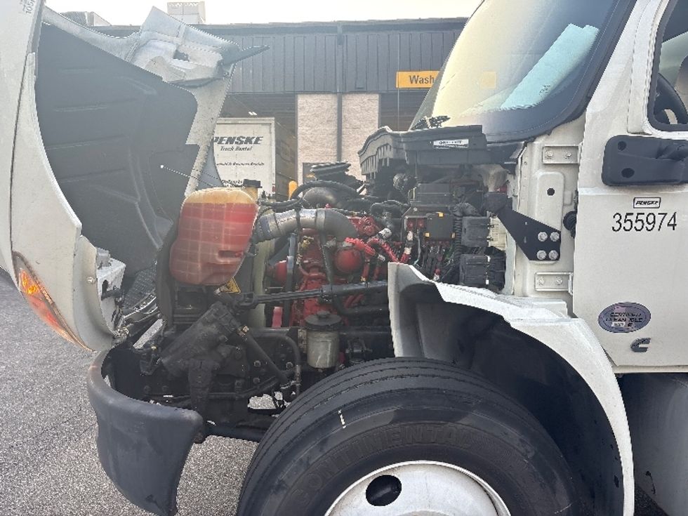 Medium Duty Box Truck-Light and Medium Duty Trucks-International-2020-MV607-North Bergen-NJ-60,788\n\t\tmiles-$ 56,750 - Image 24