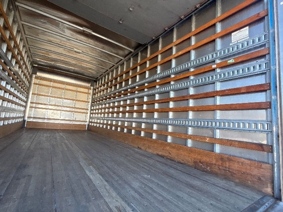 Medium Duty Box Truck-Light and Medium Duty Trucks-International-2020-MV607-North Bergen-NJ-83,041\n\t\tmiles-$ 59,000 - Image 12
