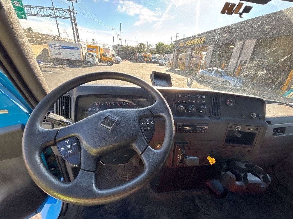 Medium Duty Box Truck-Light and Medium Duty Trucks-International-2020-MV607-North Bergen-NJ-83,041\n\t\tmiles-$ 59,000 - Image 18