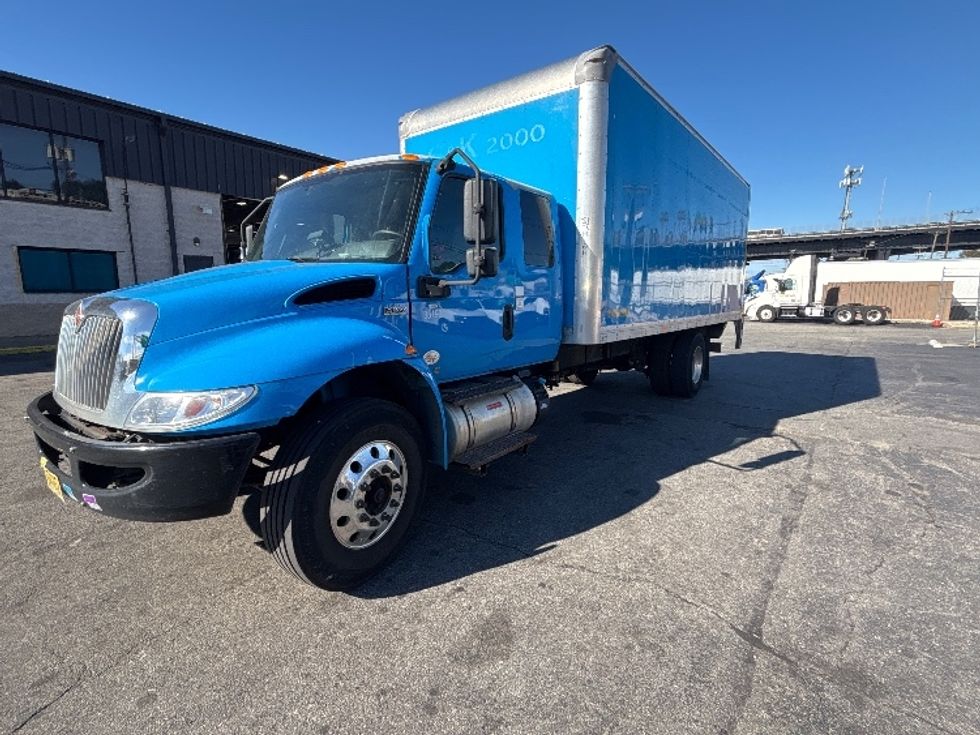 Medium Duty Box Truck-Light and Medium Duty Trucks-International-2020-MV607-North Bergen-NJ-83,041\n\t\tmiles-$ 59,000 - Image 3
