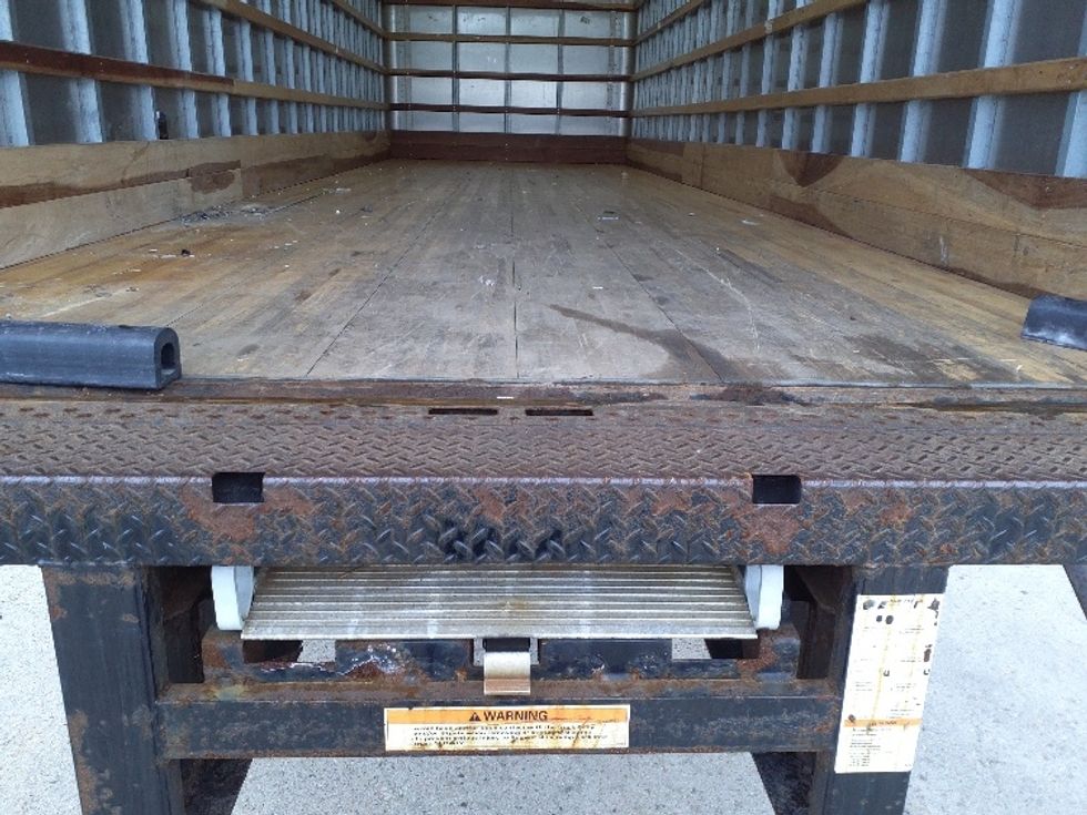 Medium Duty Box Truck-Light and Medium Duty Trucks-International-2020-MV607-Norton-MA-197,481\n\t\tmiles-$ 34,750 - Image 10