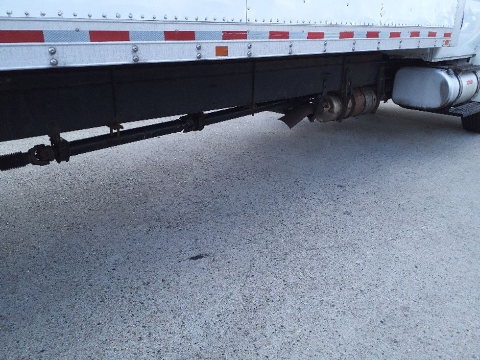 Medium Duty Box Truck-Light and Medium Duty Trucks-International-2020-MV607-Norton-MA-197,481\n\t\tmiles-$ 34,750 - Image 14