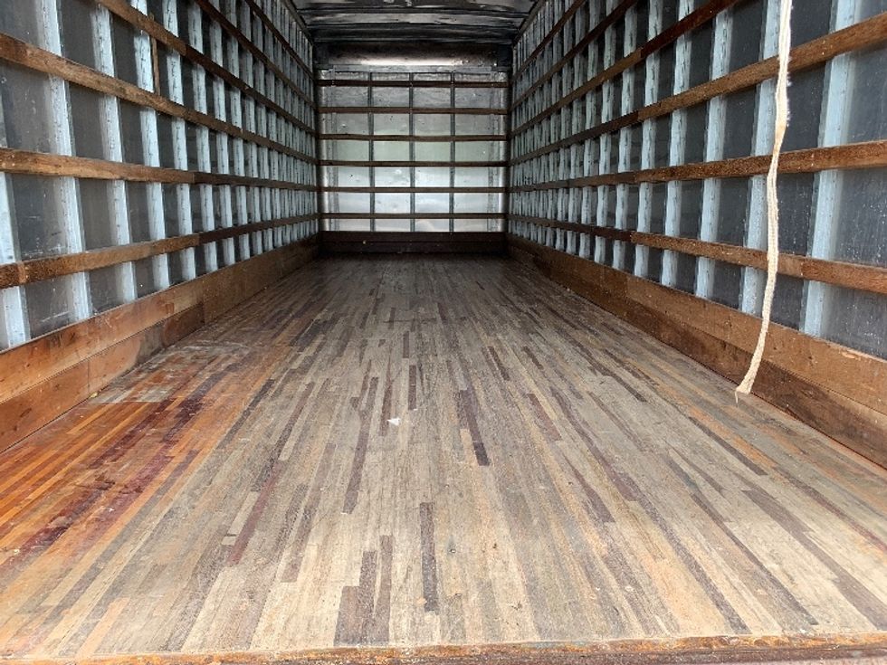 Medium Duty Box Truck-Light and Medium Duty Trucks-International-2020-MV607-Norton-MA-213,134\n\t\tmiles-$ 31,750 - Image 10