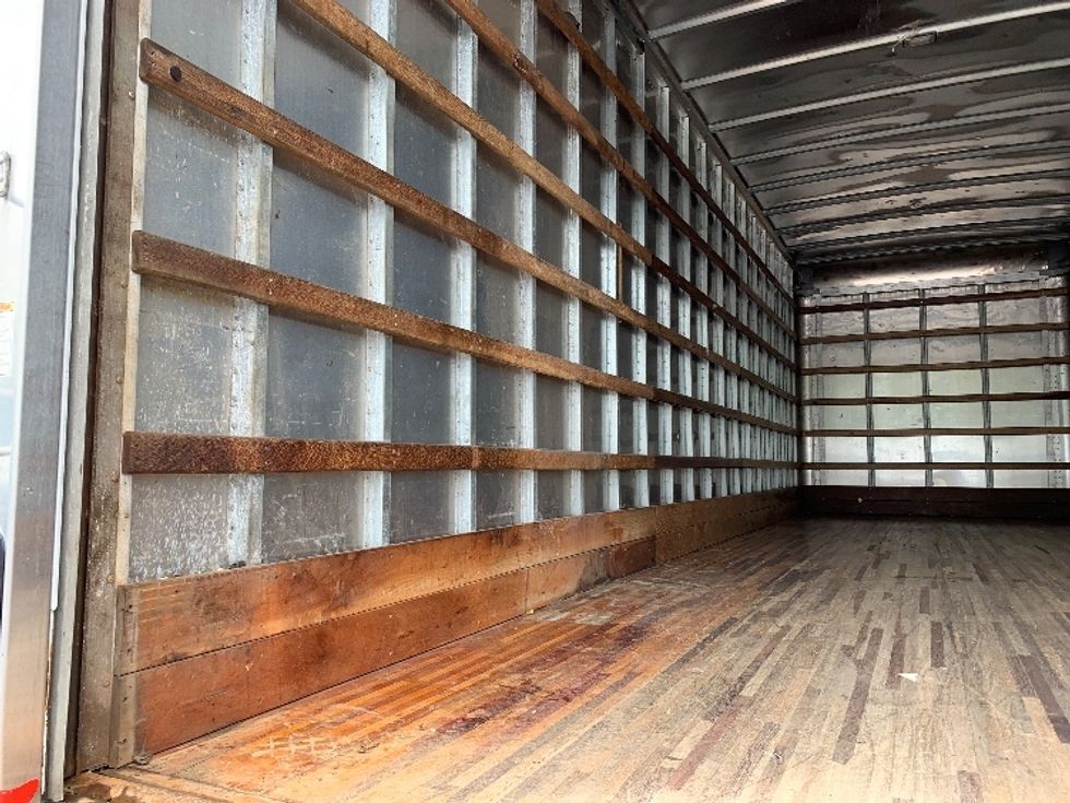 Medium Duty Box Truck-Light and Medium Duty Trucks-International-2020-MV607-Norton-MA-213,134\n\t\tmiles-$ 31,750 - Image 11