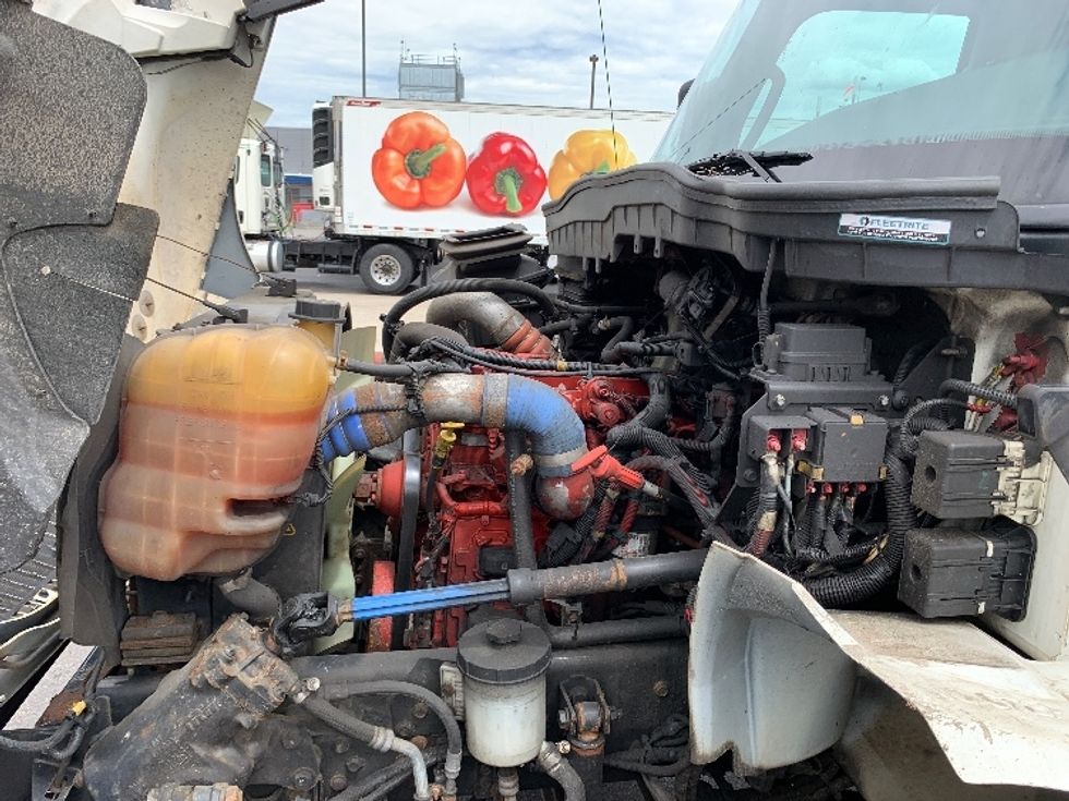 Medium Duty Box Truck-Light and Medium Duty Trucks-International-2020-MV607-Norton-MA-213,134\n\t\tmiles-$ 31,750 - Image 24