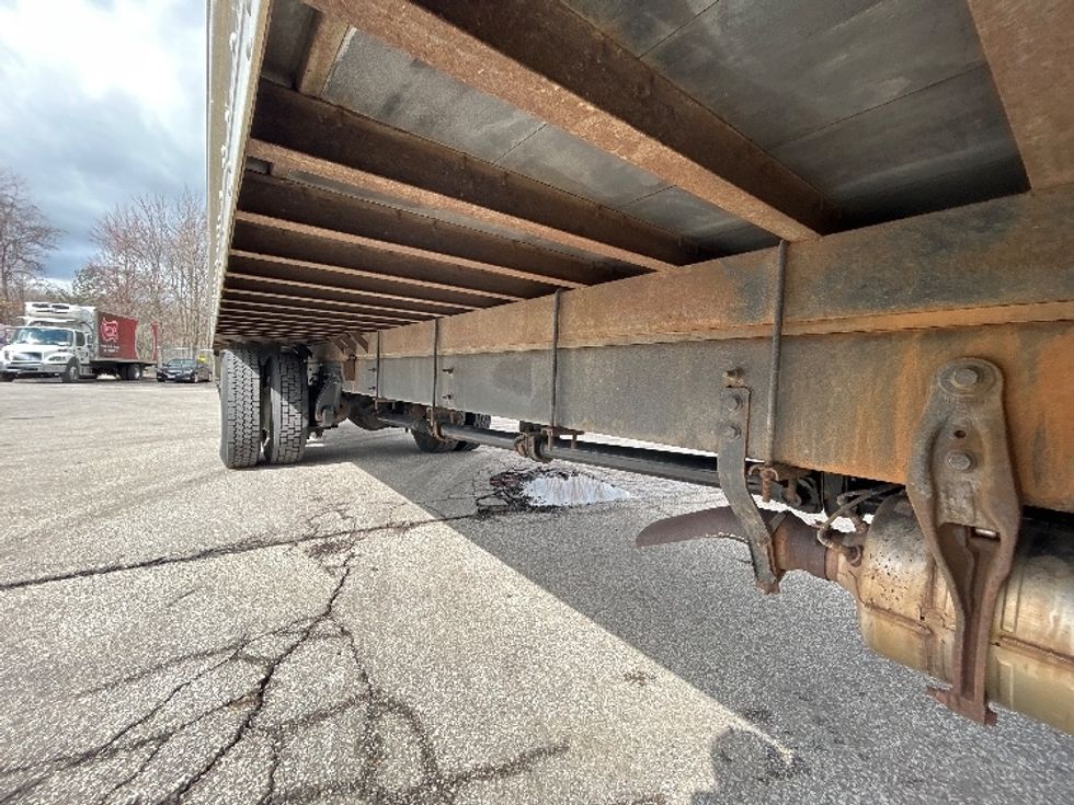 Medium Duty Box Truck-Light and Medium Duty Trucks-International-2020-MV607-Oakwood Village-OH-200,178\n\t\tmiles-$ 42,500 - Image 14