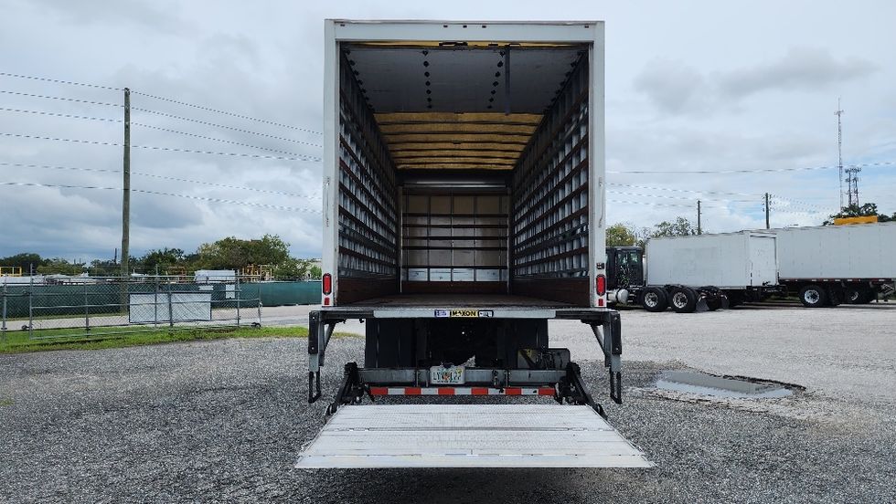 Medium Duty Box Truck-Light and Medium Duty Trucks-International-2020-MV607-Ocala-FL-100,000\n\t\tmiles-$ 69,250 - Image 9