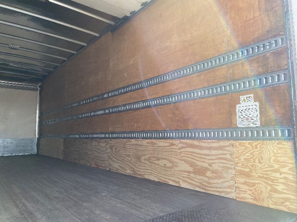 Medium Duty Box Truck-Light and Medium Duty Trucks-International-2020-MV607-Ocala-FL-137,368\n\t\tmiles-$ 57,750 - Image 12