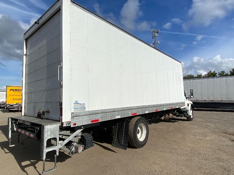 Medium Duty Box Truck-Light and Medium Duty Trucks-International-2020-MV607-Ocala-FL-137,368\n\t\tmiles-$ 57,750 - Image 13