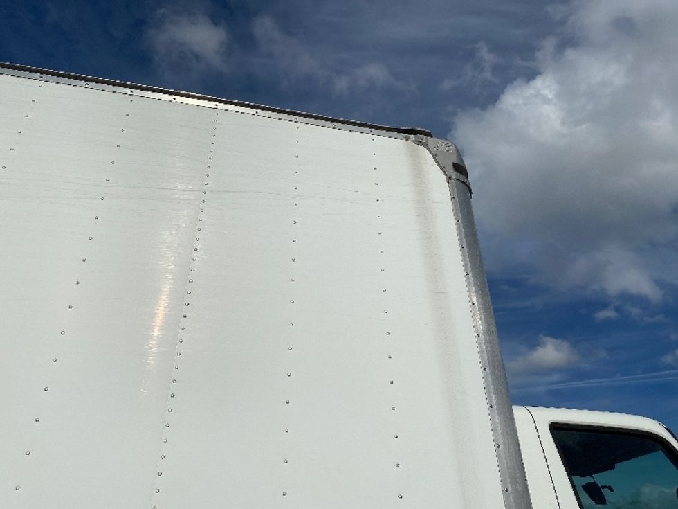 Medium Duty Box Truck-Light and Medium Duty Trucks-International-2020-MV607-Ocala-FL-137,368\n\t\tmiles-$ 57,750 - Image 29