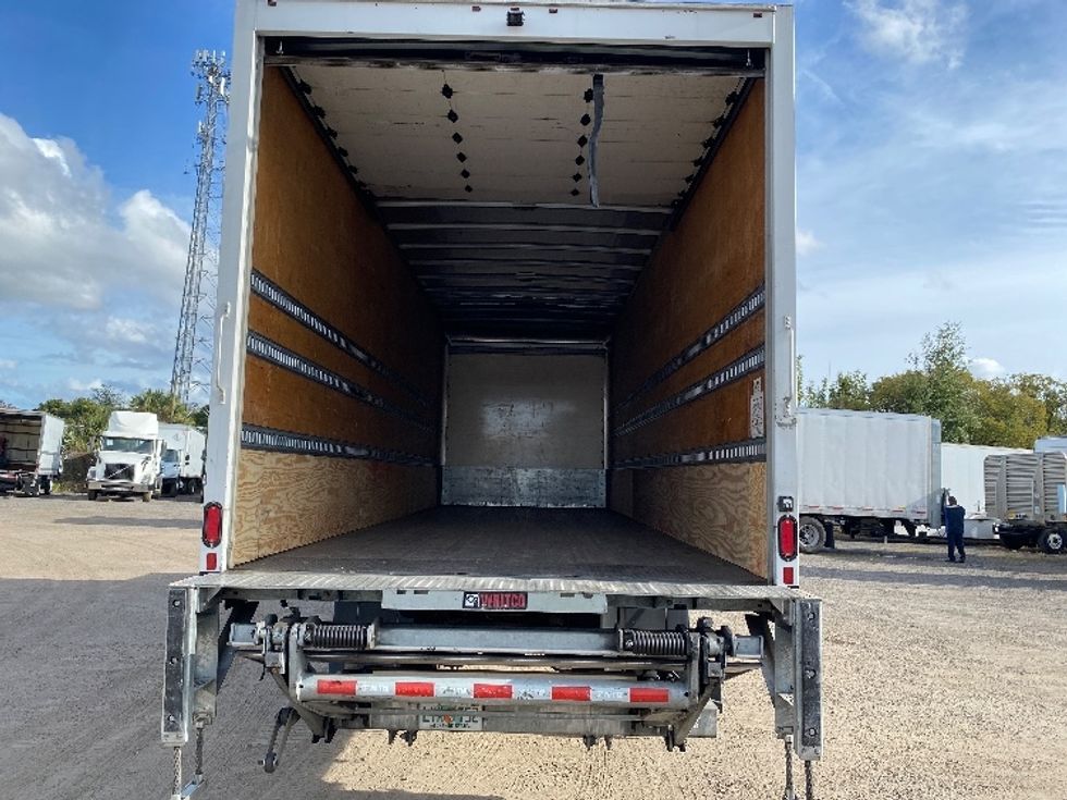 Medium Duty Box Truck-Light and Medium Duty Trucks-International-2020-MV607-Ocala-FL-137,368\n\t\tmiles-$ 57,750 - Image 8