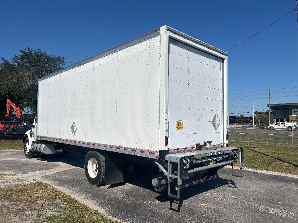 Medium Duty Box Truck-Light and Medium Duty Trucks-International-2020-MV607-Ocala-FL-137,449\n\t\tmiles-$ 57,500 - Image 6