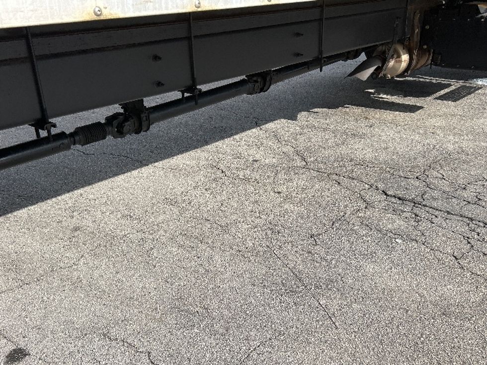 Medium Duty Box Truck-Light and Medium Duty Trucks-International-2020-MV607-Ocala-FL-173,621\n\t\tmiles-$ 44,750 - Image 14