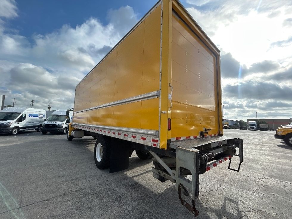 Medium Duty Box Truck-Light and Medium Duty Trucks-International-2020-MV607-Ocala-FL-173,621\n\t\tmiles-$ 44,750 - Image 6