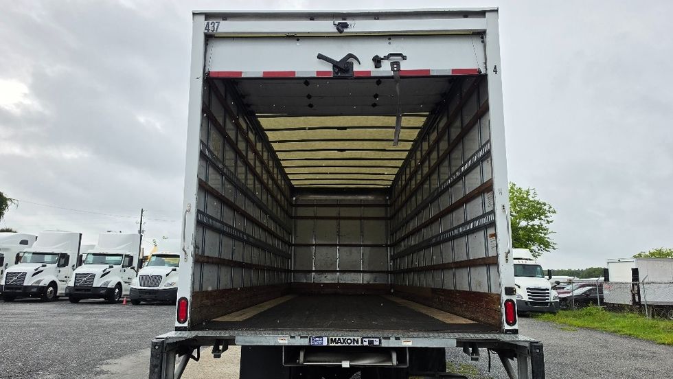 Medium Duty Box Truck-Light and Medium Duty Trucks-International-2020-MV607-Ocala-FL-212,594\n\t\tmiles-$ 49,500 - Image 8