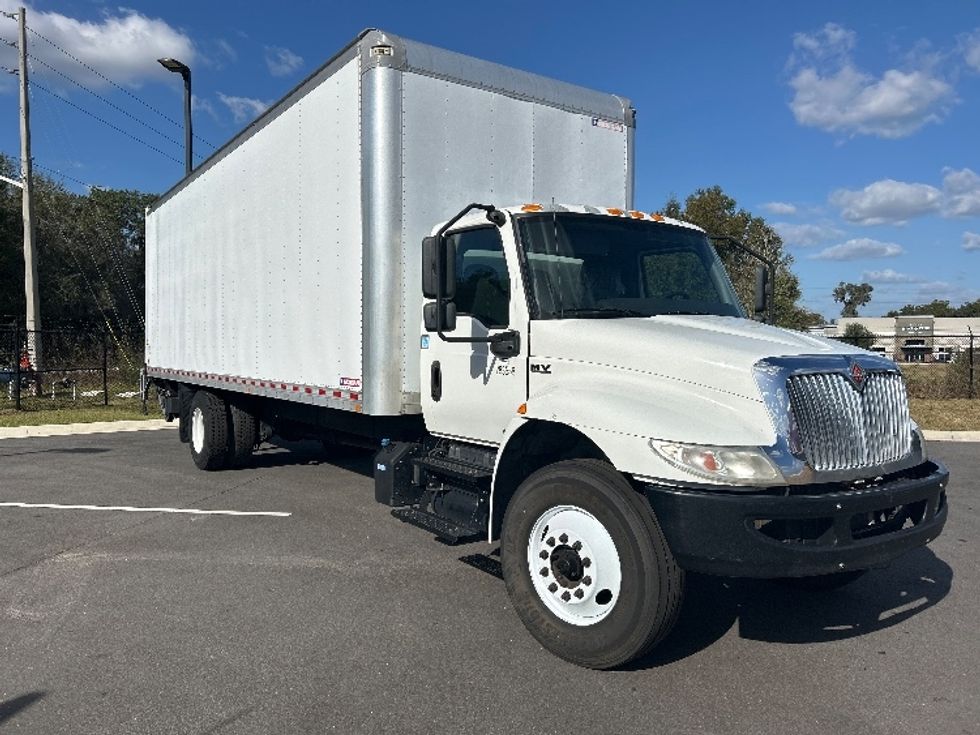 Medium Duty Box Truck-Light and Medium Duty Trucks-International-2020-MV607-Ocala-FL-414,921\n\t\tmiles-$ 20,750 - Image 1