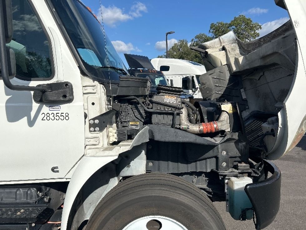 Medium Duty Box Truck-Light and Medium Duty Trucks-International-2020-MV607-Ocala-FL-414,921\n\t\tmiles-$ 20,750 - Image 23