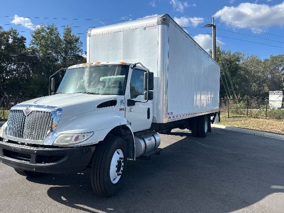 Medium Duty Box Truck-Light and Medium Duty Trucks-International-2020-MV607-Ocala-FL-414,921\n\t\tmiles-$ 20,750 - Image 3