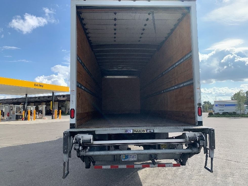 Medium Duty Box Truck-Light and Medium Duty Trucks-International-2020-MV607-Ocala-FL-414,921\n\t\tmiles-$ 20,750 - Image 8