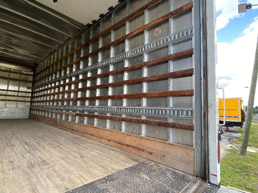Medium Duty Box Truck-Light and Medium Duty Trucks-International-2020-MV607-Ocala-FL-80,546\n\t\tmiles-$ 65,000 - Image 12