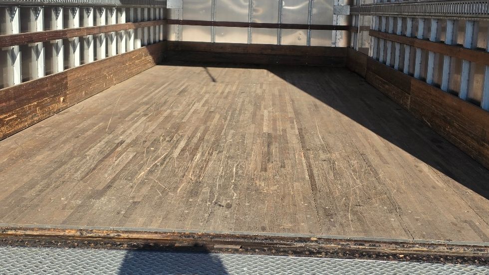 Medium Duty Box Truck-Light and Medium Duty Trucks-International-2020-MV607-Ocala-FL-80,772\n\t\tmiles-$ 64,000 - Image 10