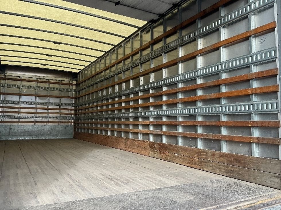 Medium Duty Box Truck-Light and Medium Duty Trucks-International-2020-MV607-Ogden-UT-189,269\n\t\tmiles-$ 42,000 - Image 12