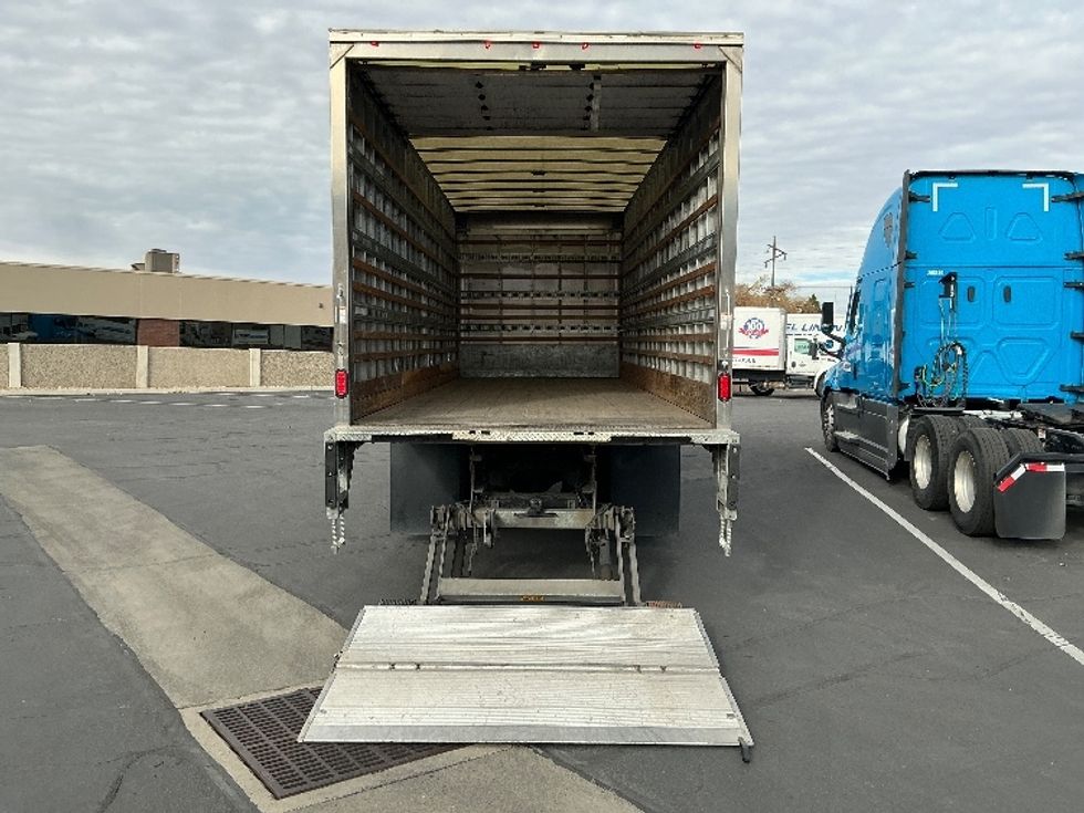 Medium Duty Box Truck-Light and Medium Duty Trucks-International-2020-MV607-Ogden-UT-189,269\n\t\tmiles-$ 42,000 - Image 9