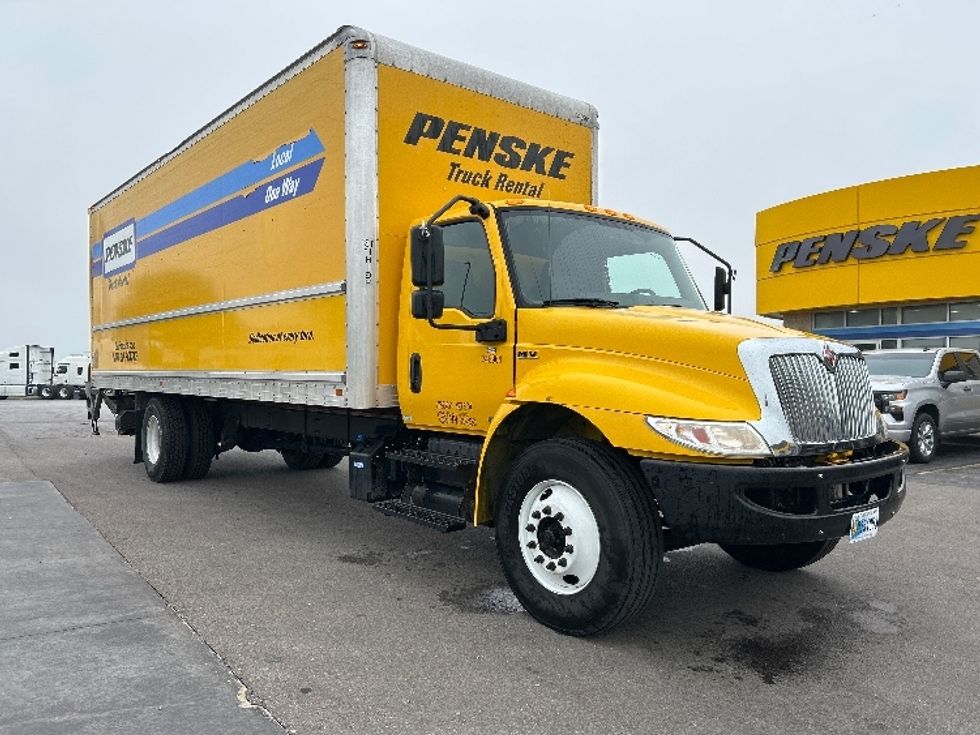 Medium Duty Box Truck-Light and Medium Duty Trucks-International-2020-MV607-Oklahoma City-OK-120,126\n\t\tmiles-$ 53,500 - Image 1
