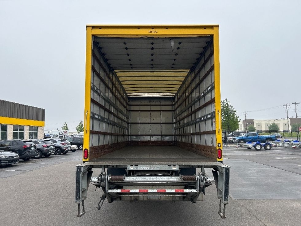 Medium Duty Box Truck-Light and Medium Duty Trucks-International-2020-MV607-Oklahoma City-OK-120,126\n\t\tmiles-$ 53,500 - Image 8
