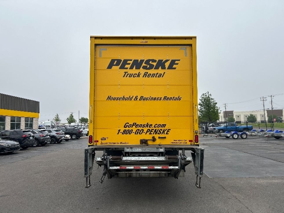 Medium Duty Box Truck-Light and Medium Duty Trucks-International-2020-MV607-Oklahoma City-OK-120,126\n\t\tmiles-$ 53,500 - Image 7