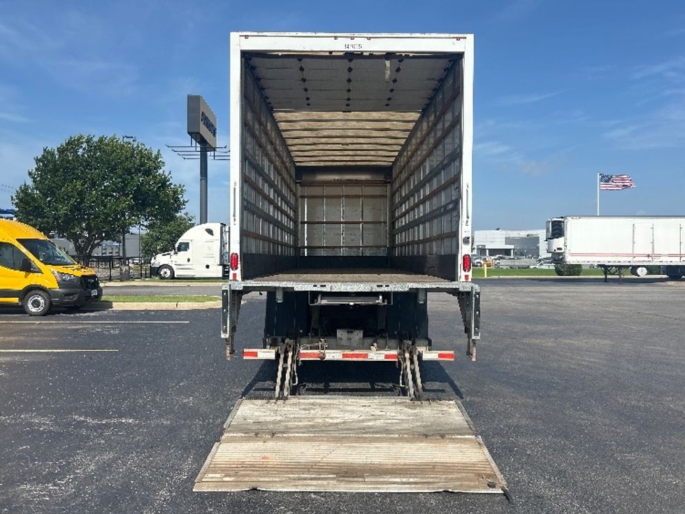 Medium Duty Box Truck-Light and Medium Duty Trucks-International-2020-MV607-Oklahoma City-OK-131,122\n\t\tmiles-$ 56,750 - Image 9